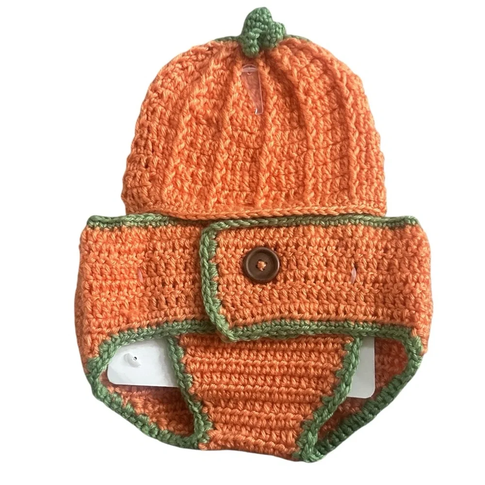 So Dorable Hand Crocheted Pumpkin Photo Op Set‎ Infant 0-6 Months NWT